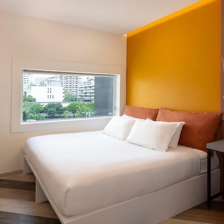 Jono Bangkok Asok Hotel Екстер'єр фото