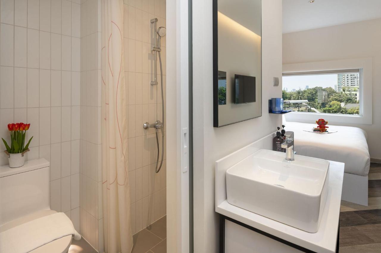 Jono Bangkok Asok Hotel Екстер'єр фото